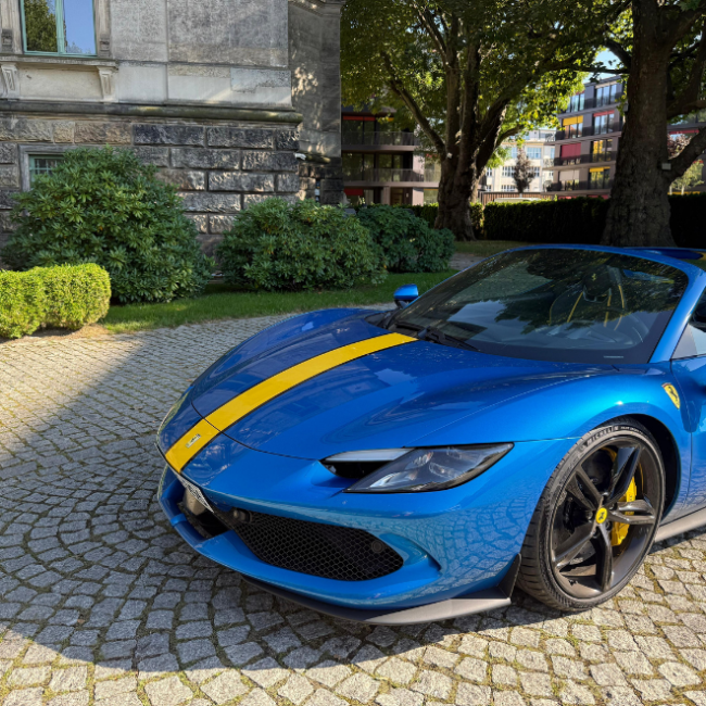 Ferrari 296 GTS Luxusauto mieten für Event, Geschäft oder Freizeit – Sportivo Rent